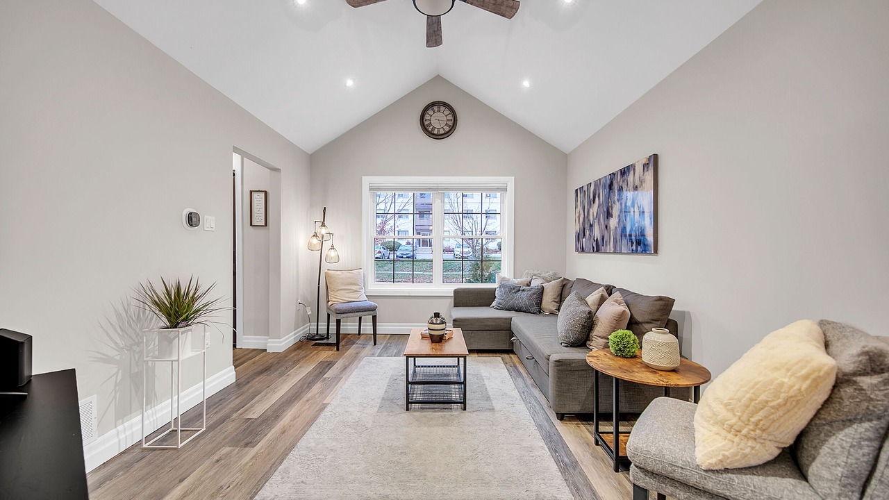Photo of Livingroom in Orangeville