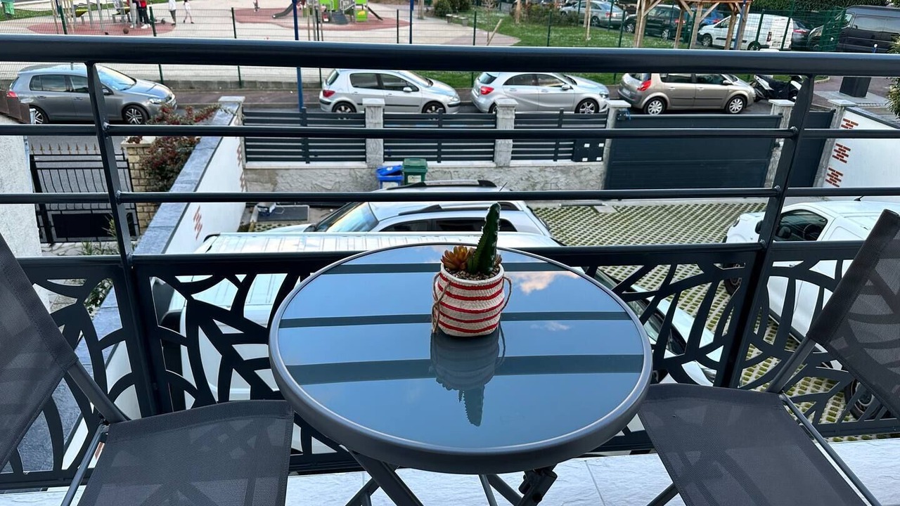 Photo of Outdoor in L'Economie