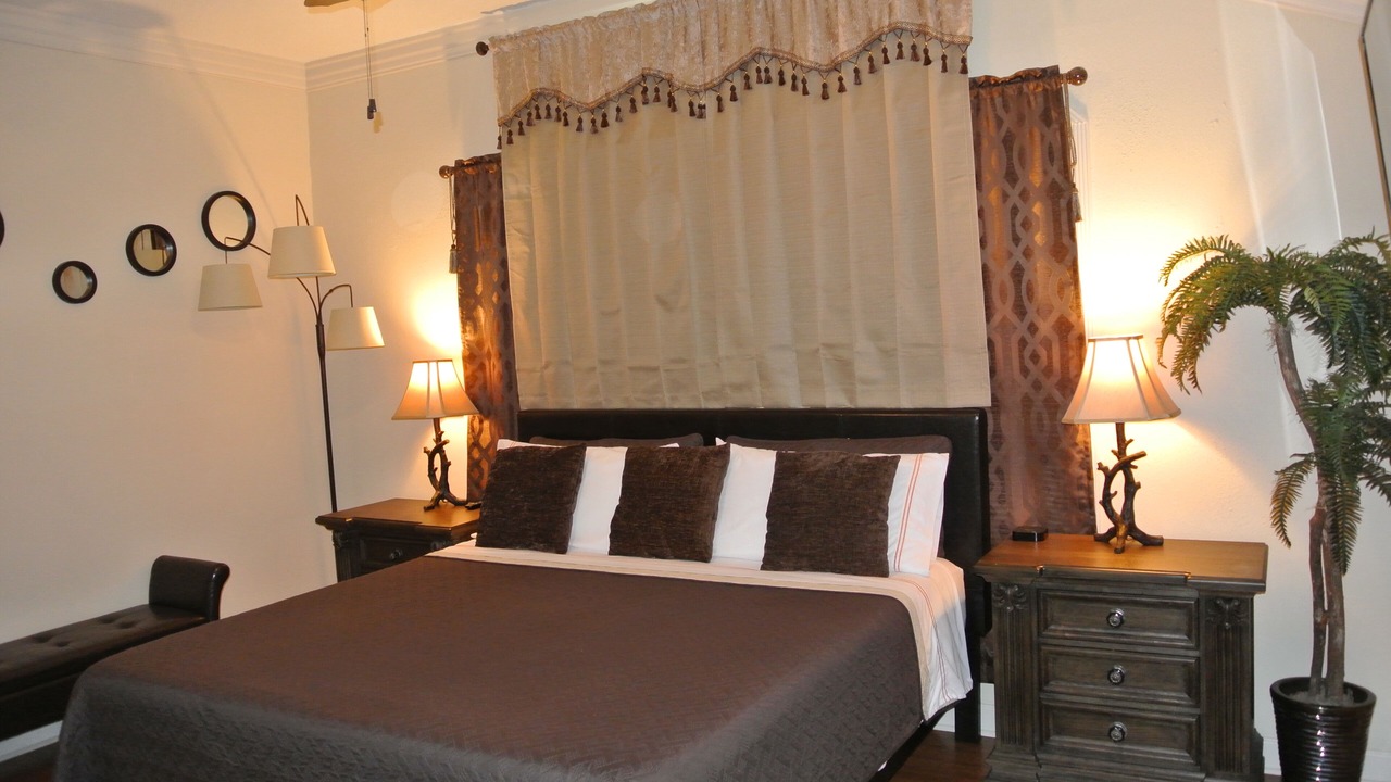 Photo of Bedroom in Tall Timbers - Brechtel