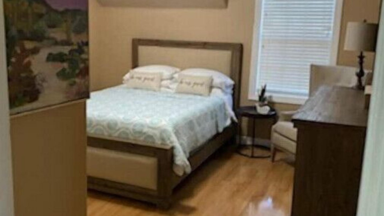 Photo of Bedroom in Winter Garden