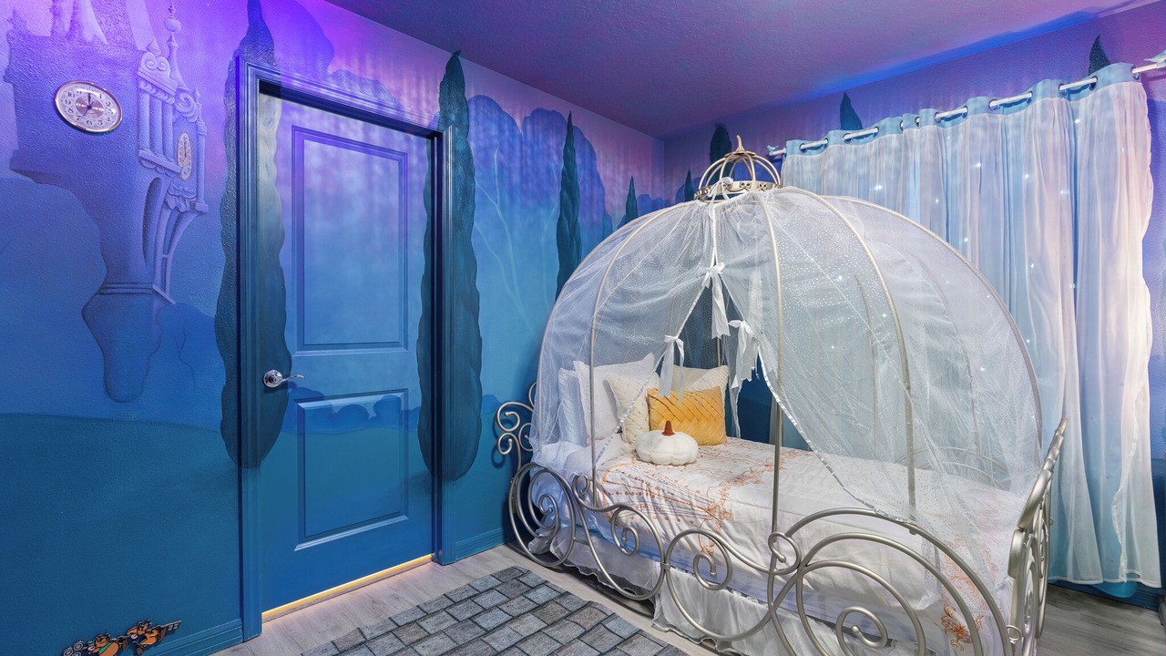 Photo of Bedroom in Davenport
