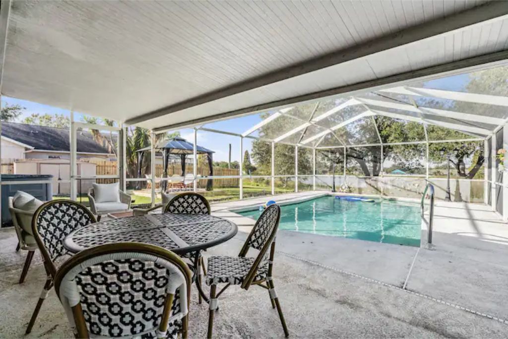 Photo of Outdoor in Boyette Springs