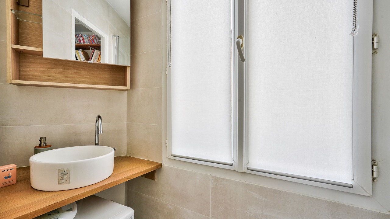 Photo of Bathroom in Quartier de la Chapelle
