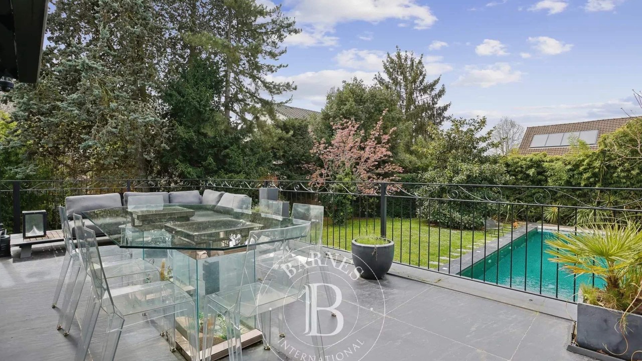 Photo of Outdoor in La Varenne Saint-Hilaire