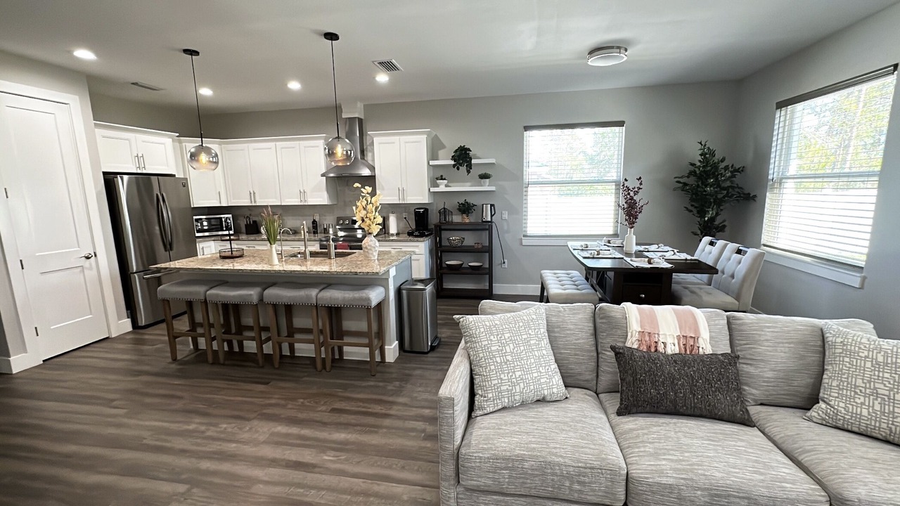 Photo of Livingroom in North Port