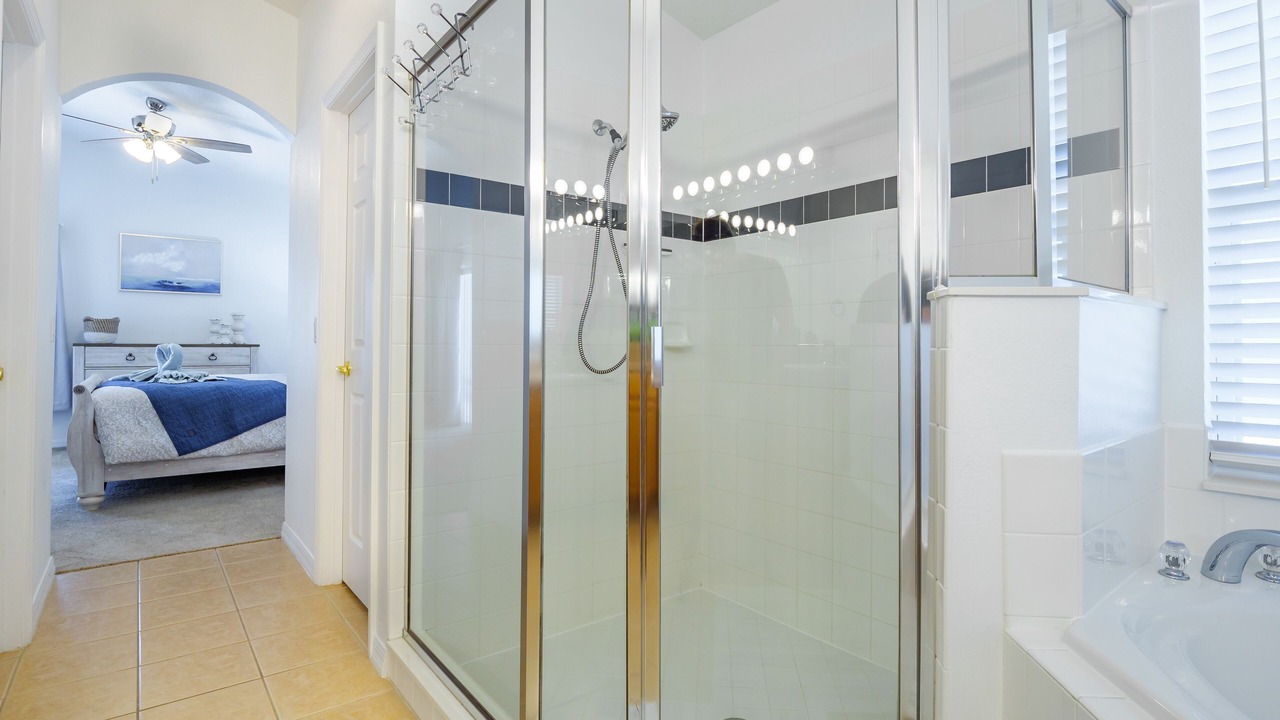 Photo of Bathroom in Highgate Park