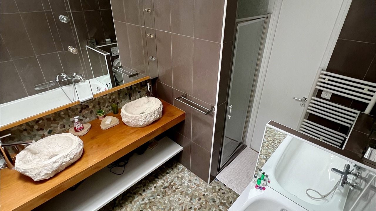 Photo of Bathroom in Prince–Marmottan