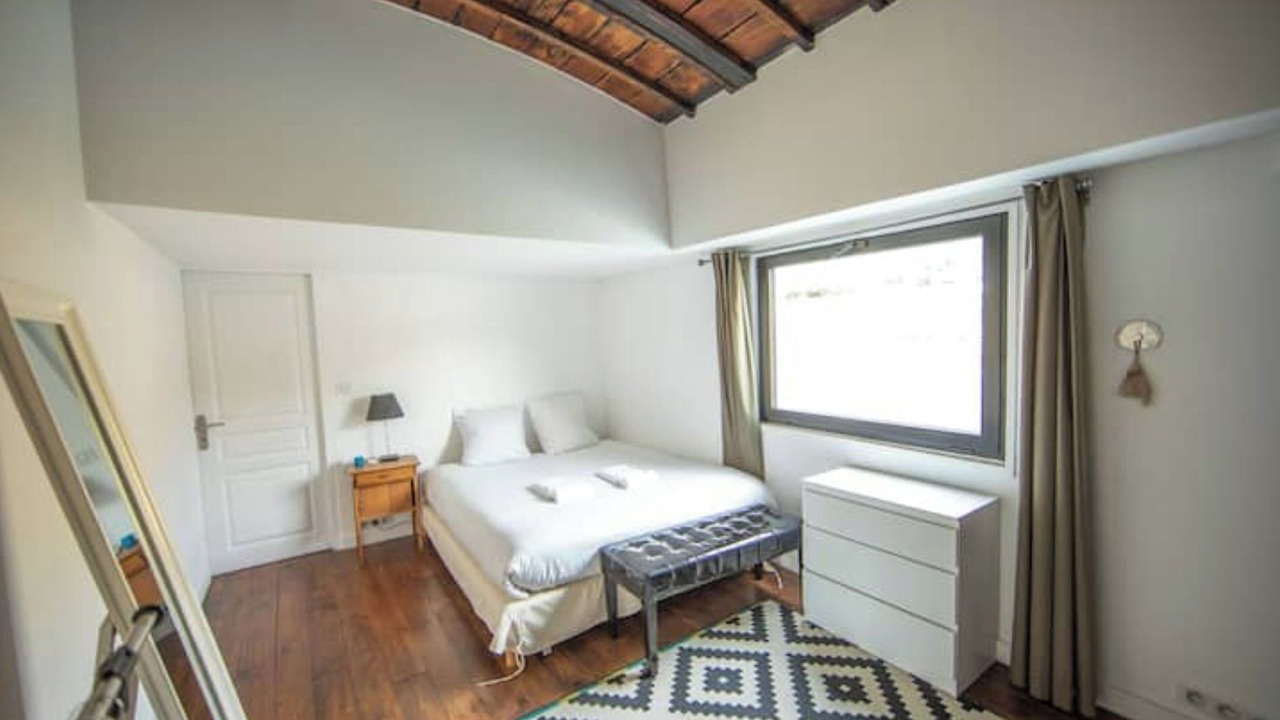 Photo of Bedroom in Puteaux