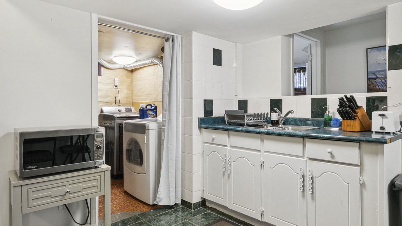 Photo of Kitchen in Maple Leaf