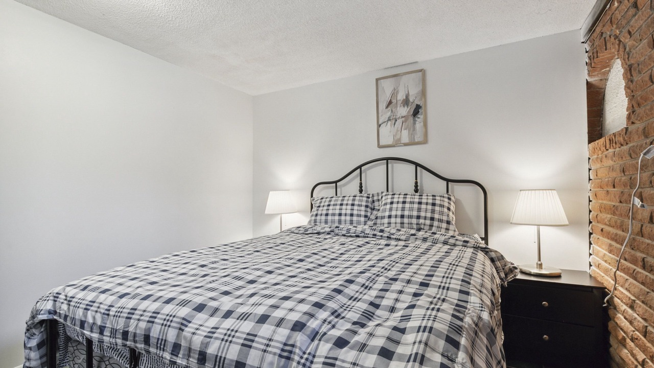 Photo of Bedroom in Maple Leaf