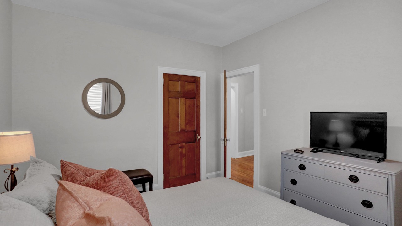 Photo of Bedroom in Renovo