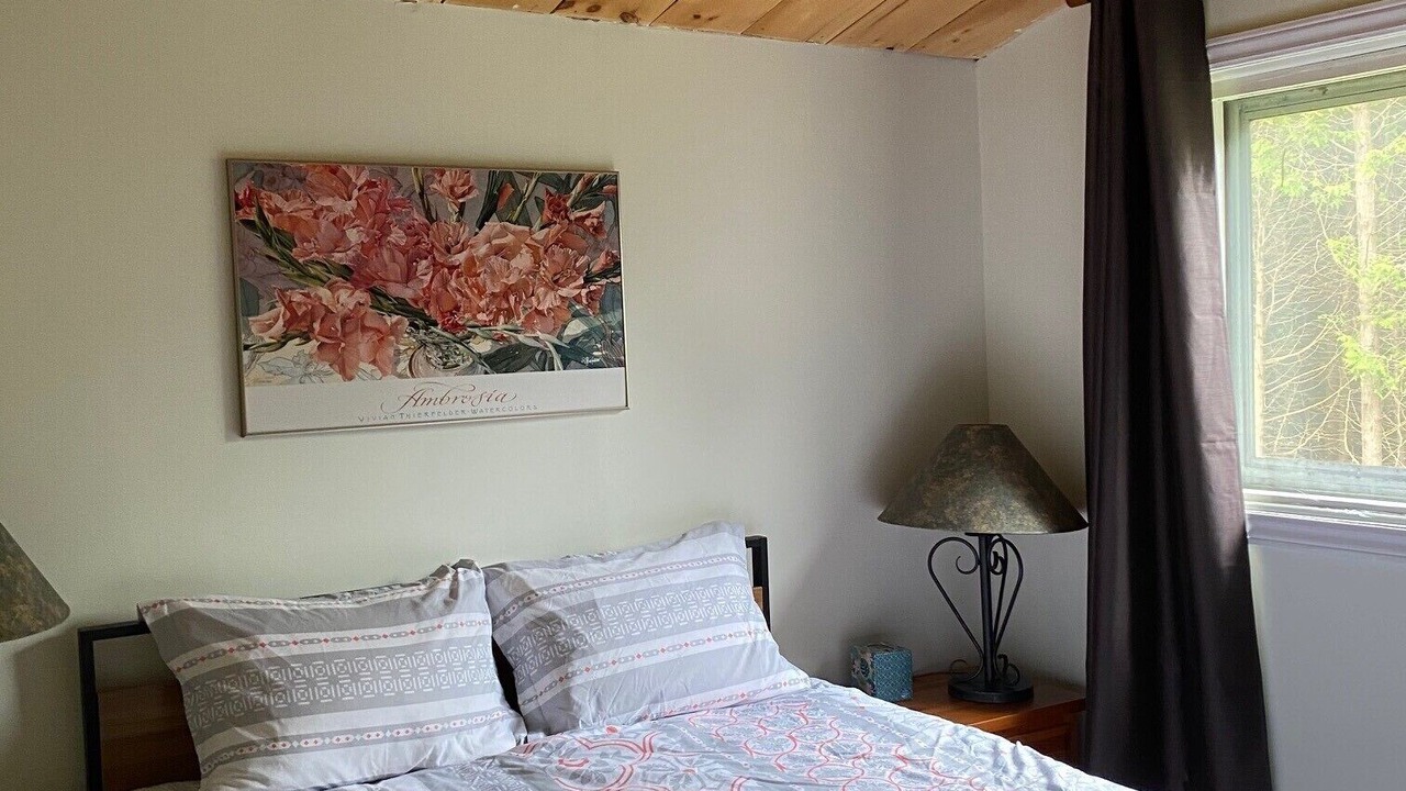 Photo of Bedroom in Markdale