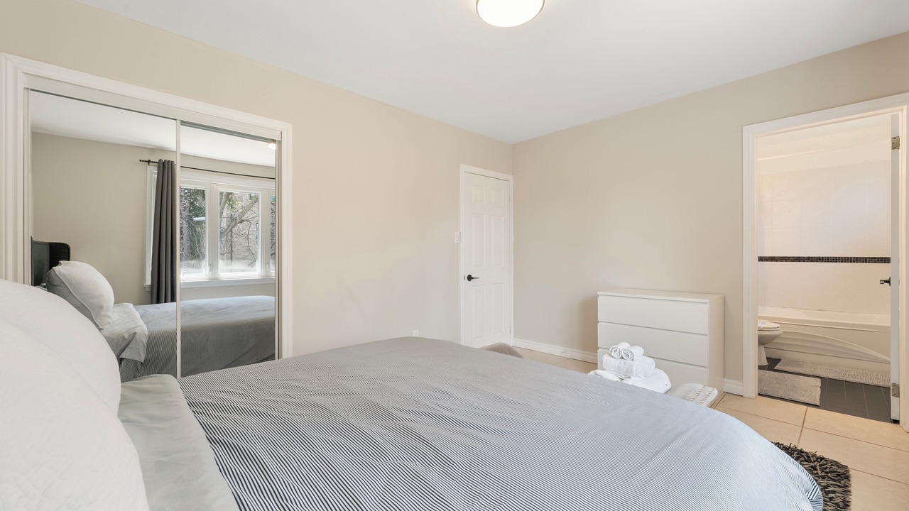 Photo of Bedroom in Richmond Hill