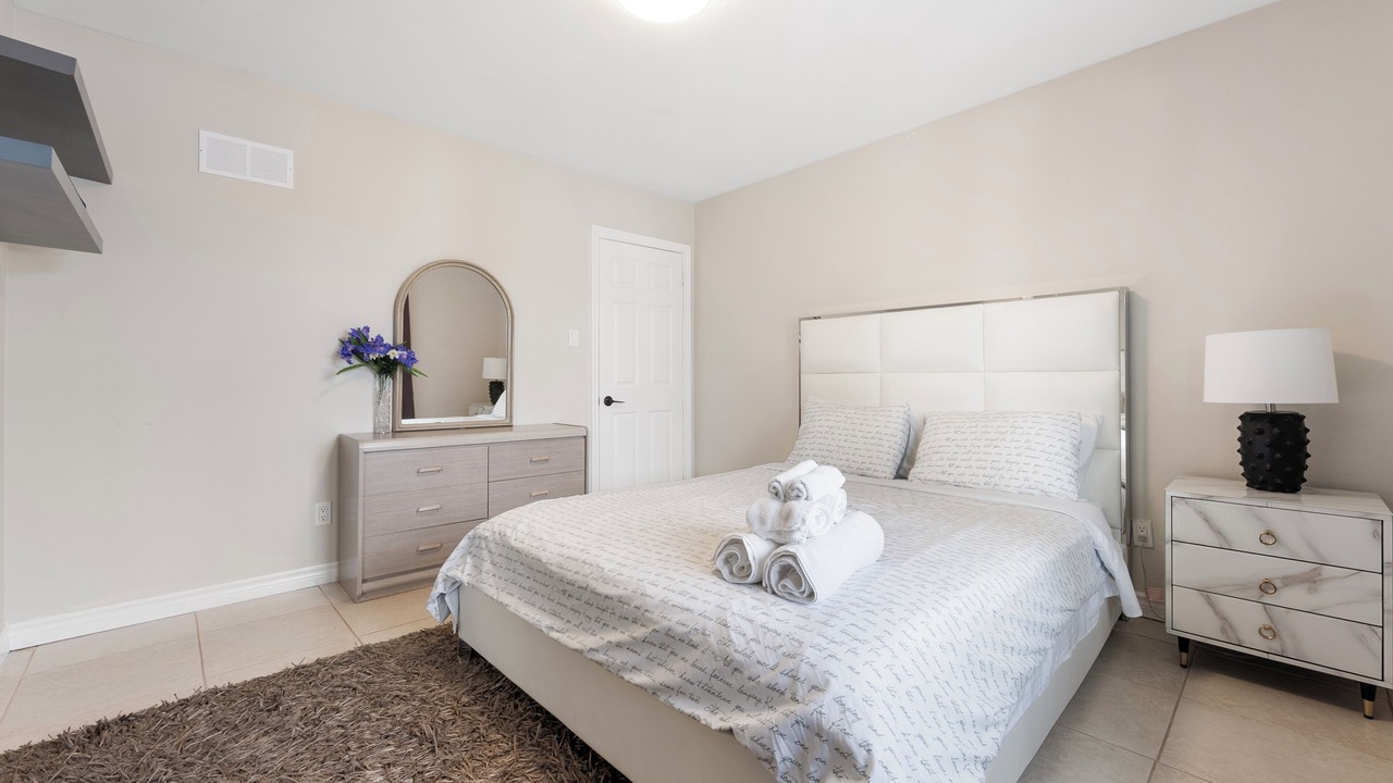 Photo of Bedroom in Richmond Hill