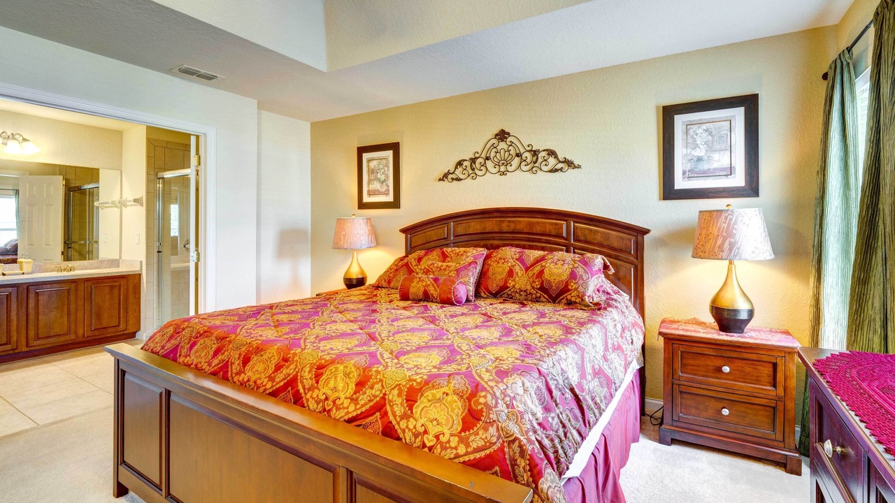 Photo of Bedroom in Trafalgar Village