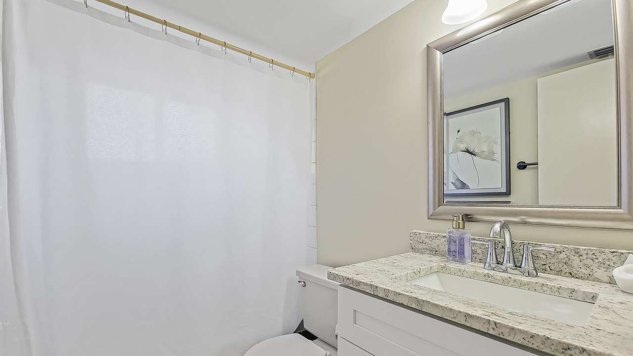 Photo of Bathroom in Wesley Chapel
