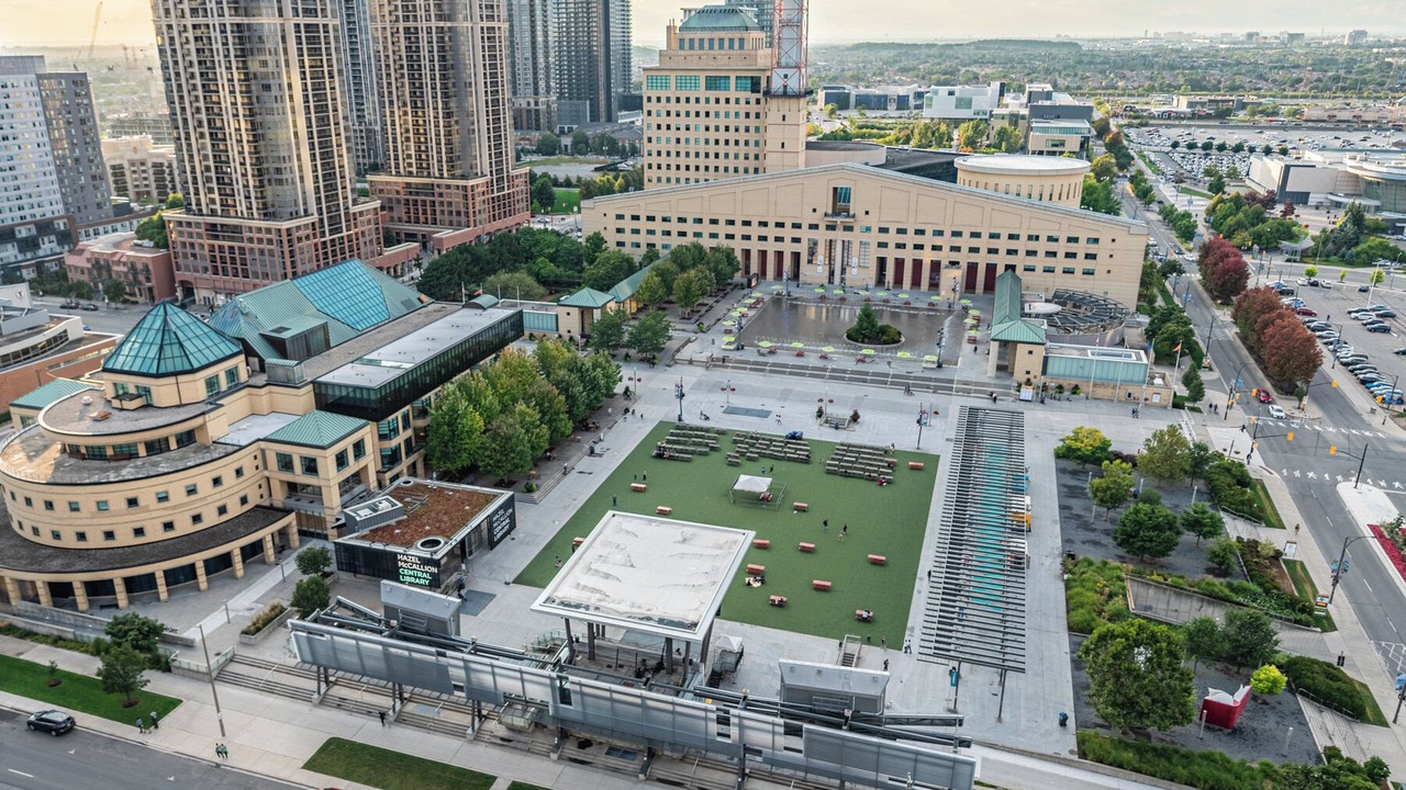 Photo of Outdoor in Downtown Mississauga