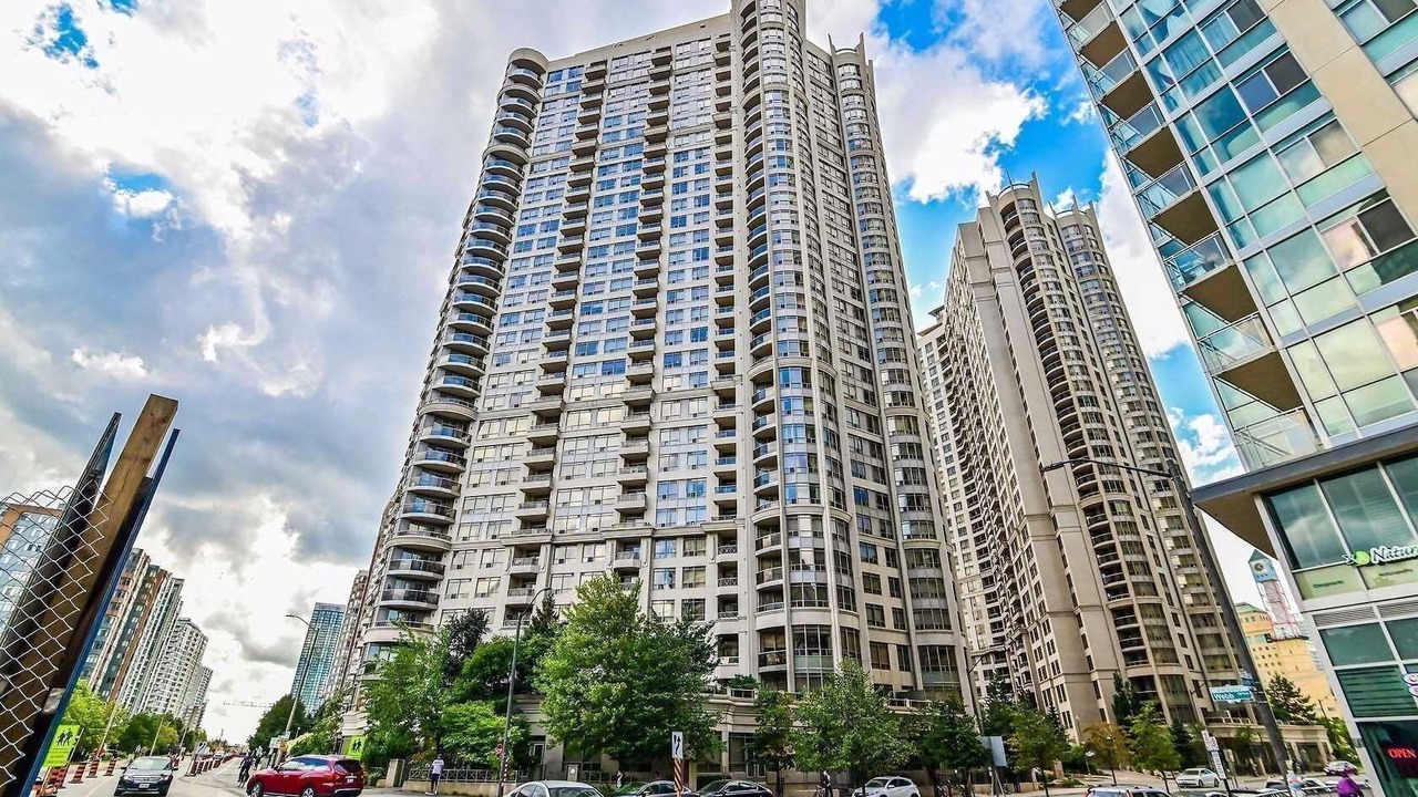 Photo of Outdoor in Downtown Mississauga