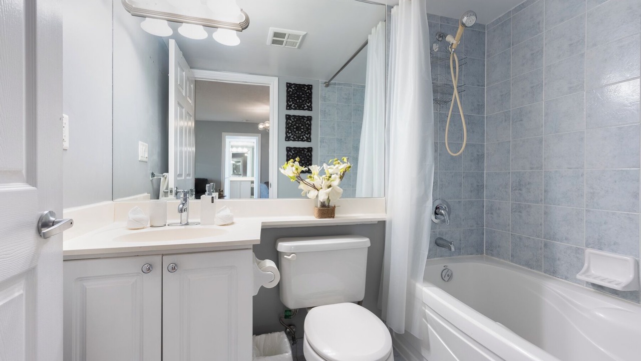 Photo of Bathroom in Downtown Mississauga