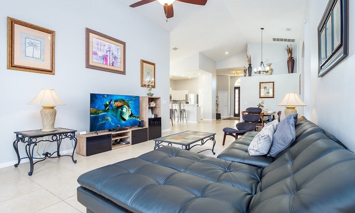 Photo of Livingroom in Tuscan Hills