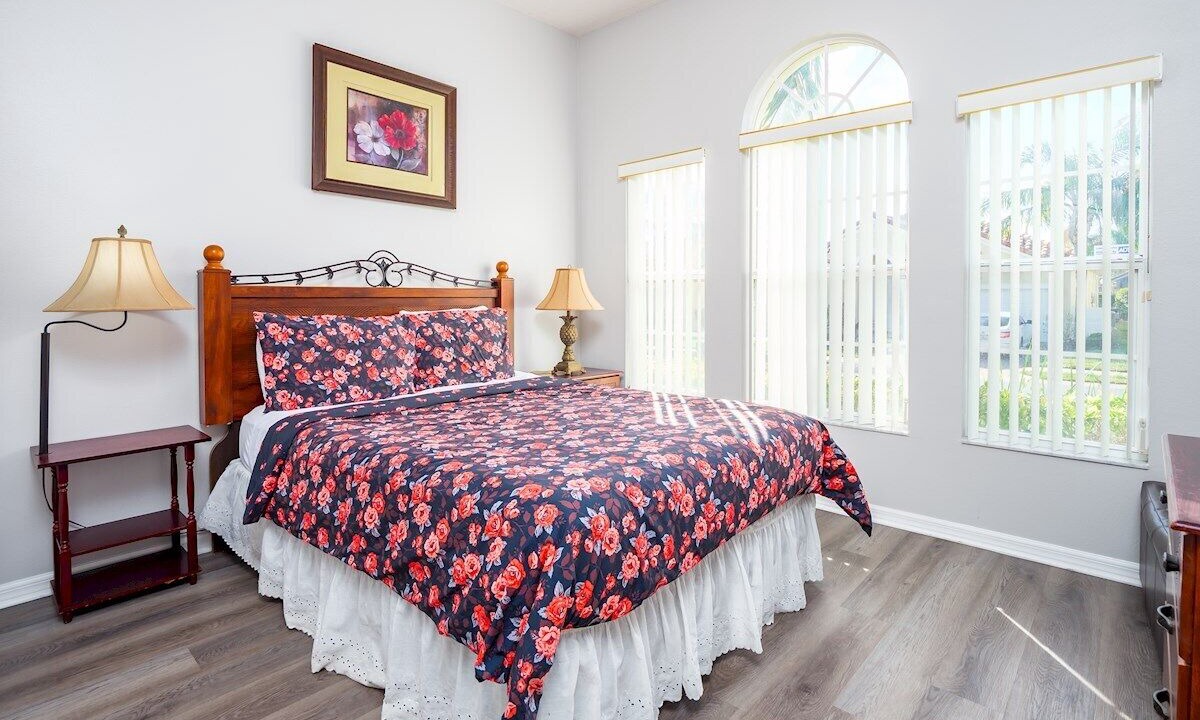 Photo of Bedroom in Tuscan Hills