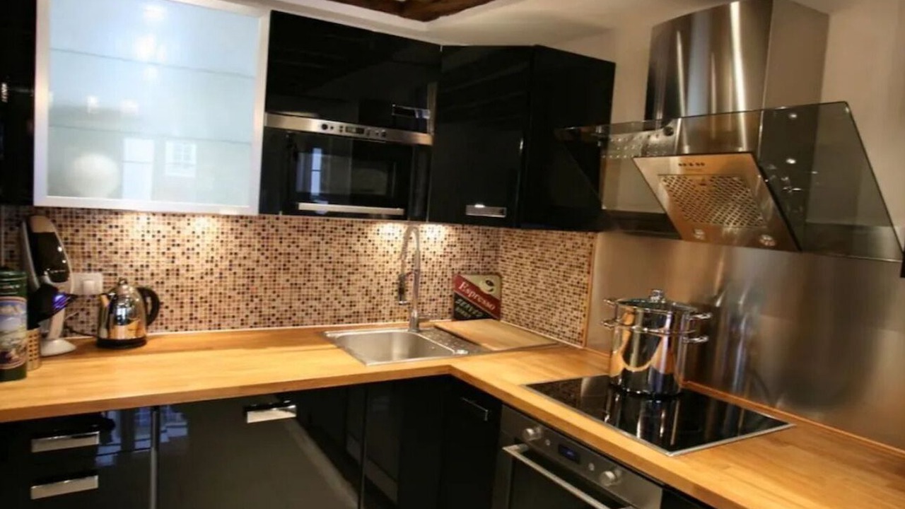 Photo of Kitchen in Quartier du Gros-Caillou