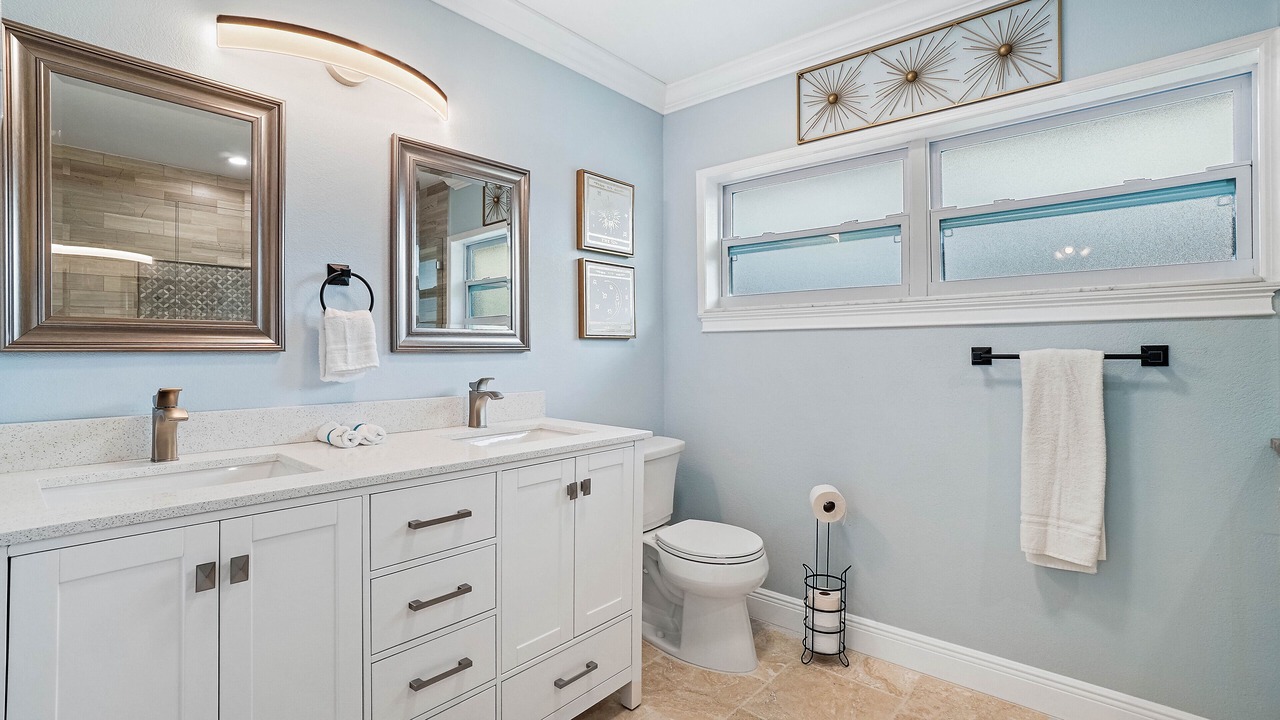 Photo of Bathroom in Riviera Bay