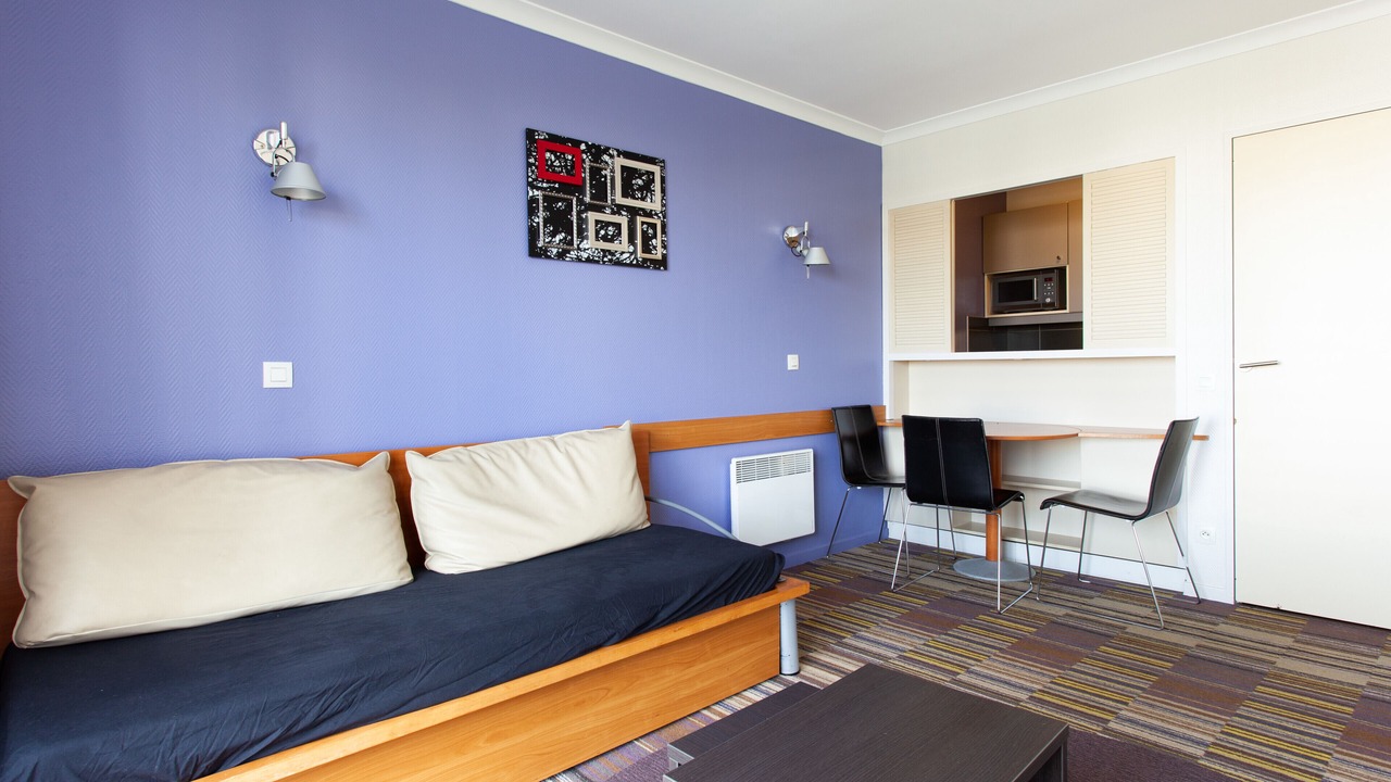 Photo of Livingroom in Combat