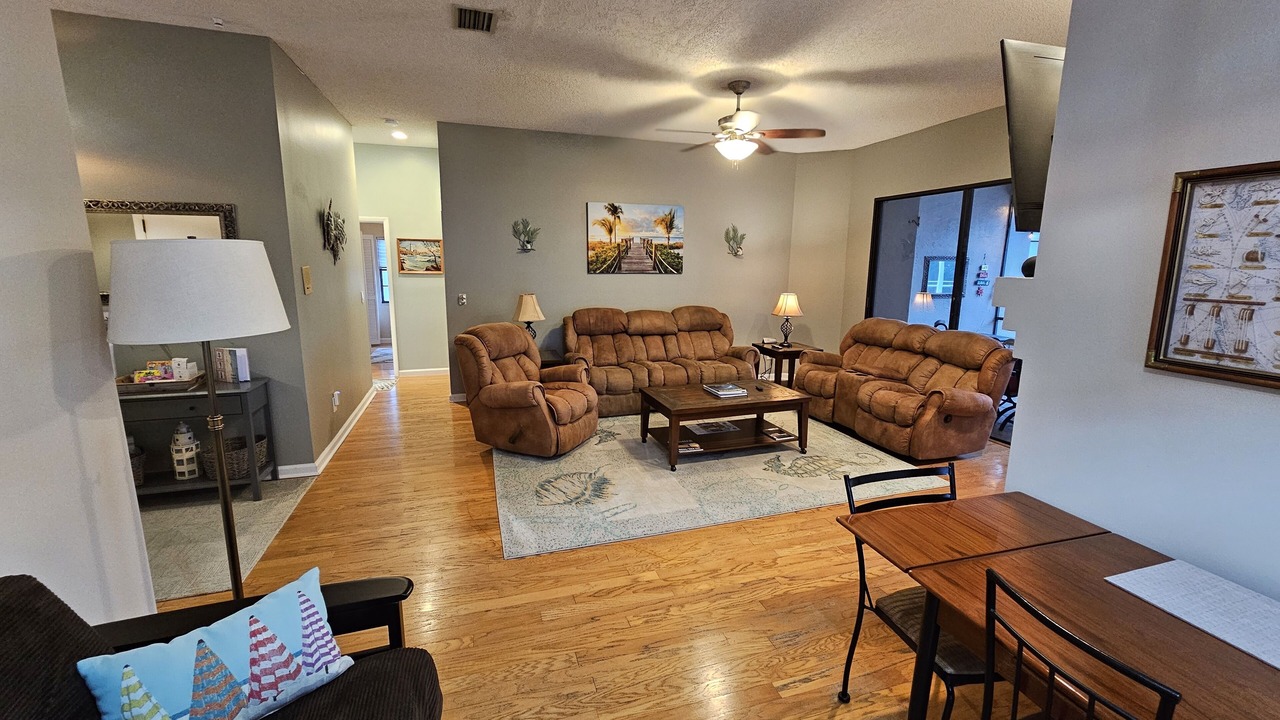 Photo of Bedroom in Boyette Springs