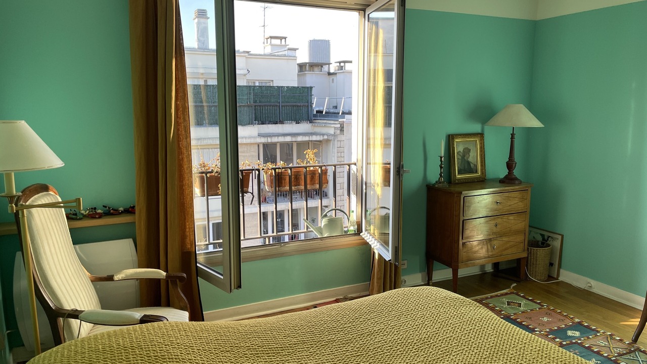 Photo of Bedroom in Parc-de-Montsouris