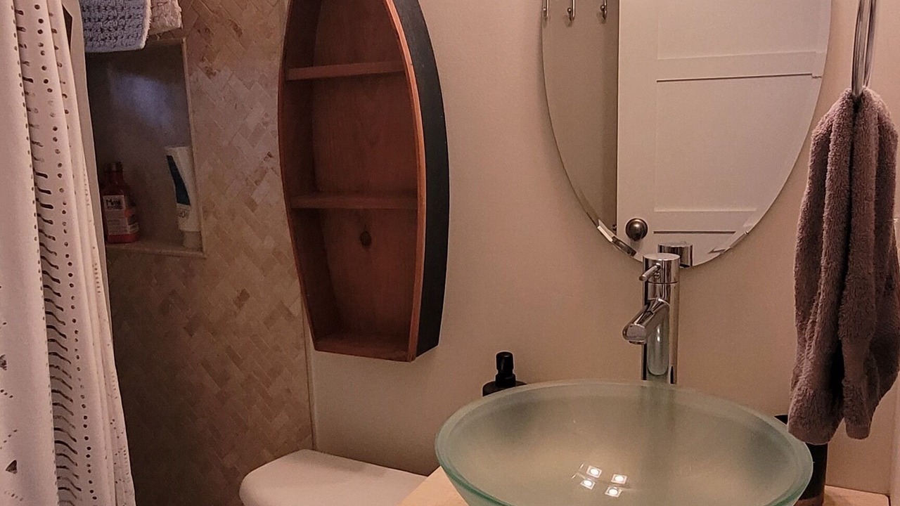 Photo of Bathroom in Gravenhurst