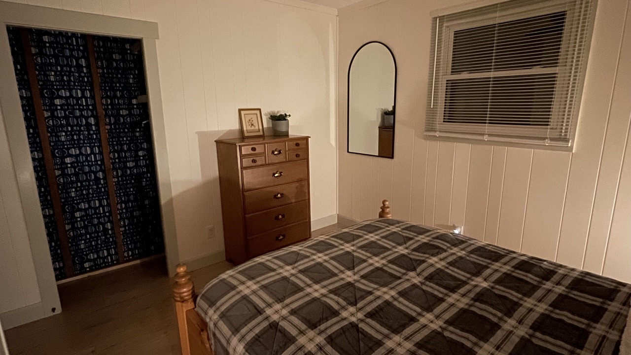 Photo of Bedroom in Whitney