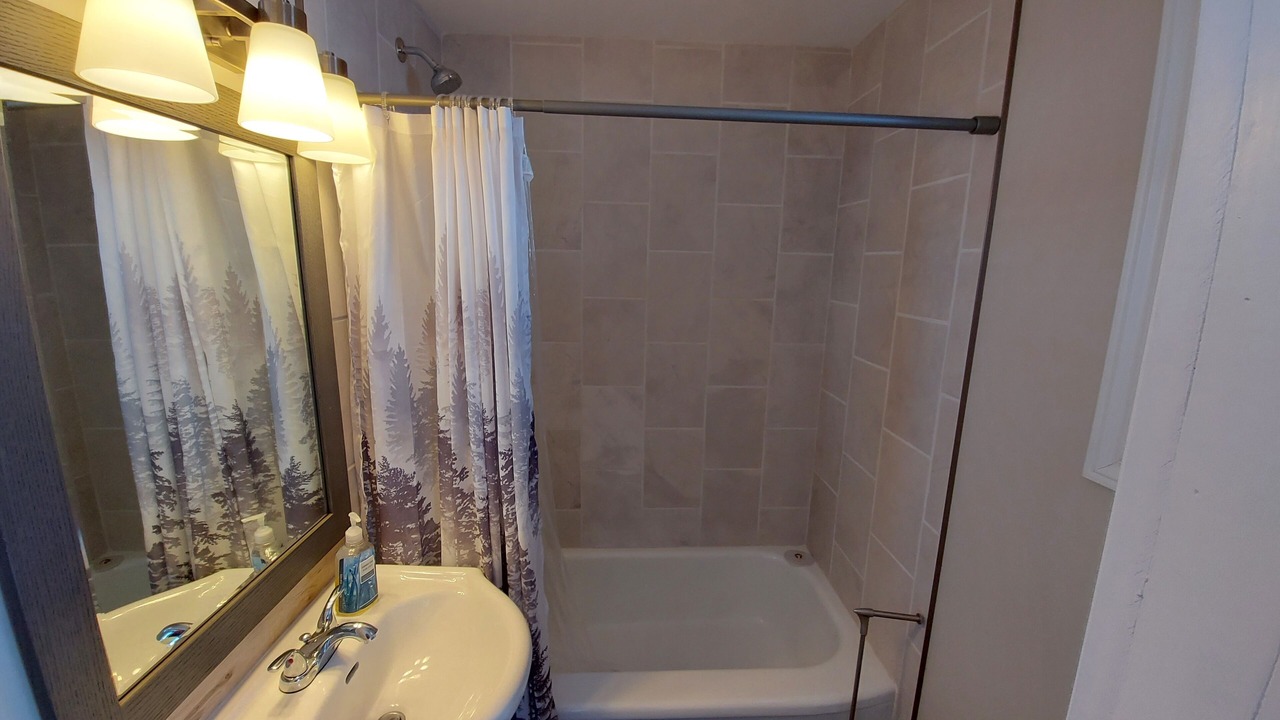 Photo of Bathroom in Combermere