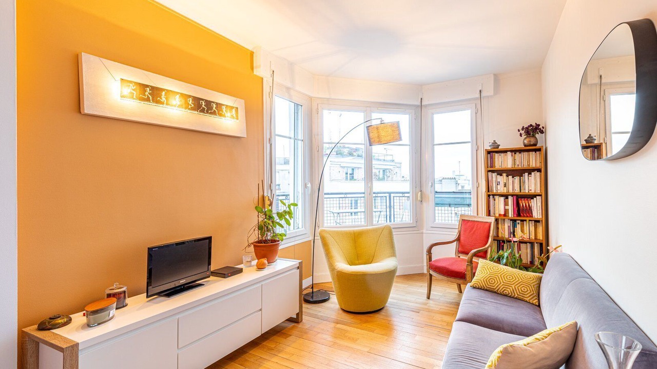 Photo of Livingroom in 20th Arrondissement
