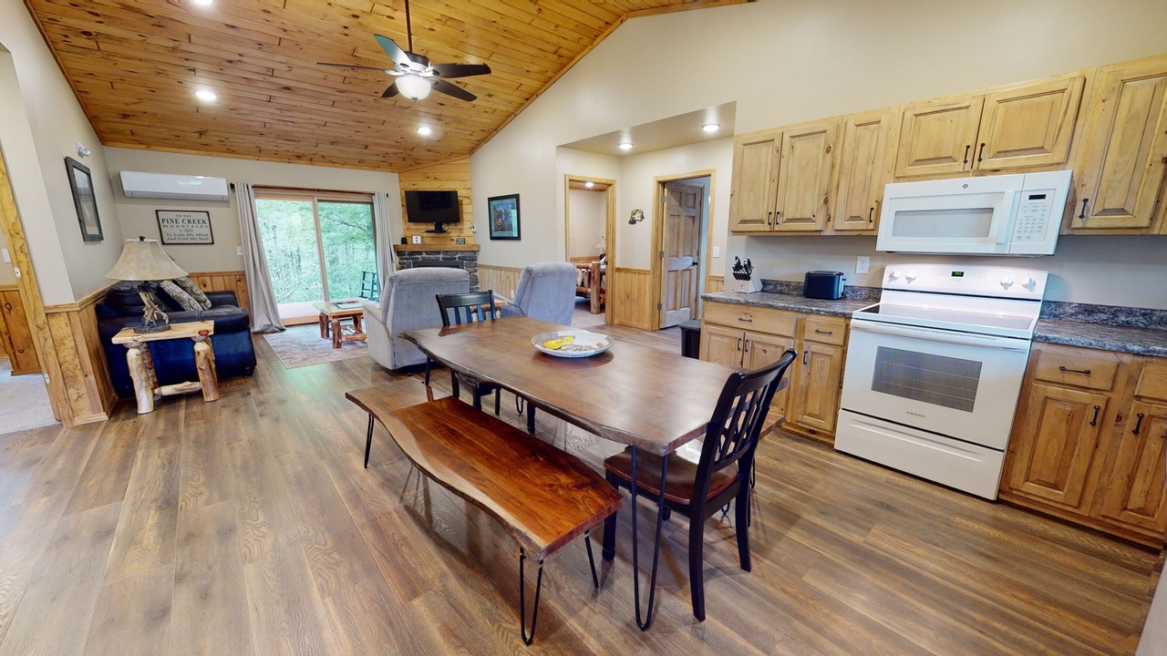 Photo of Kitchen in Gaines