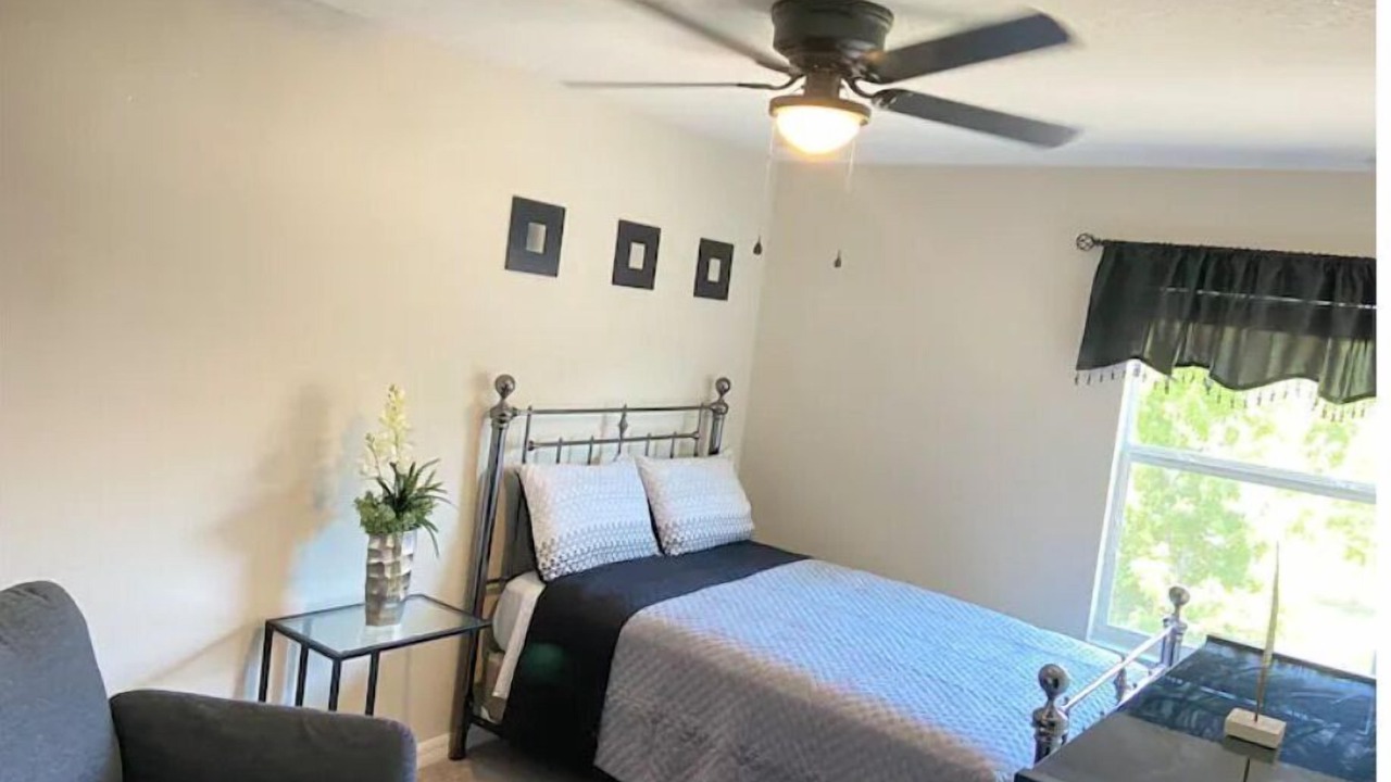 Photo of Bedroom in Riverview