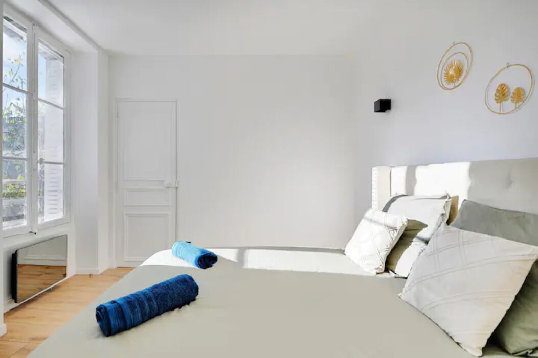 Photo of Bedroom in Saint-Denis