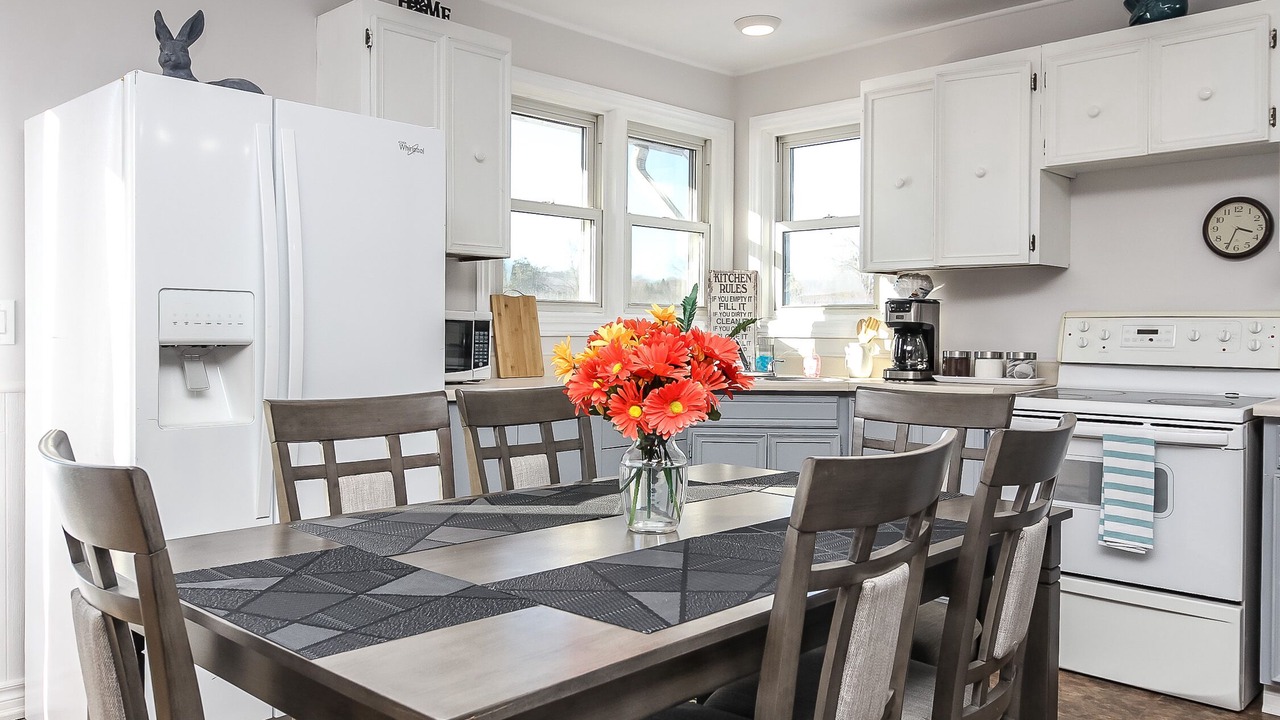 Photo of Kitchen in Oro-Medonte
