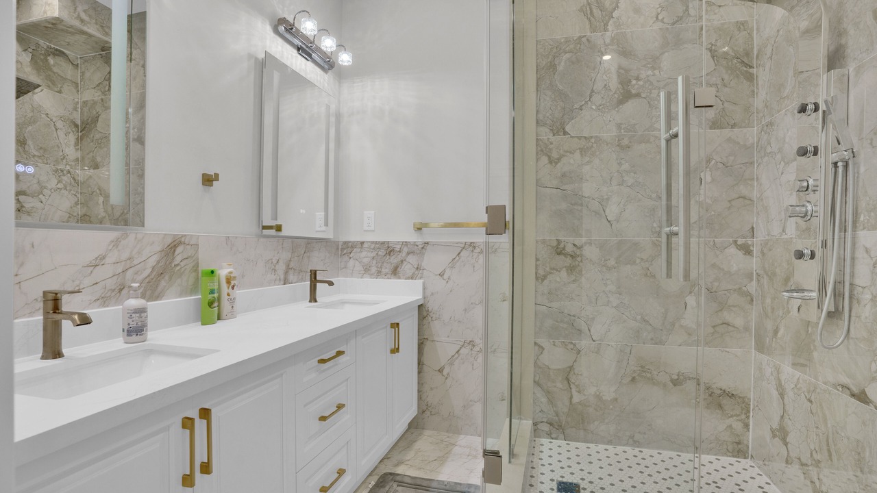 Photo of Bathroom in Bendale