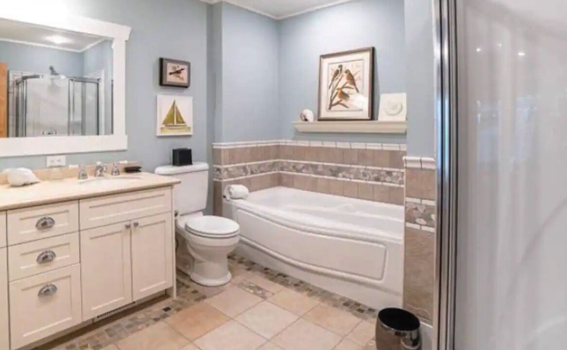 Photo of Bathroom in Baysville