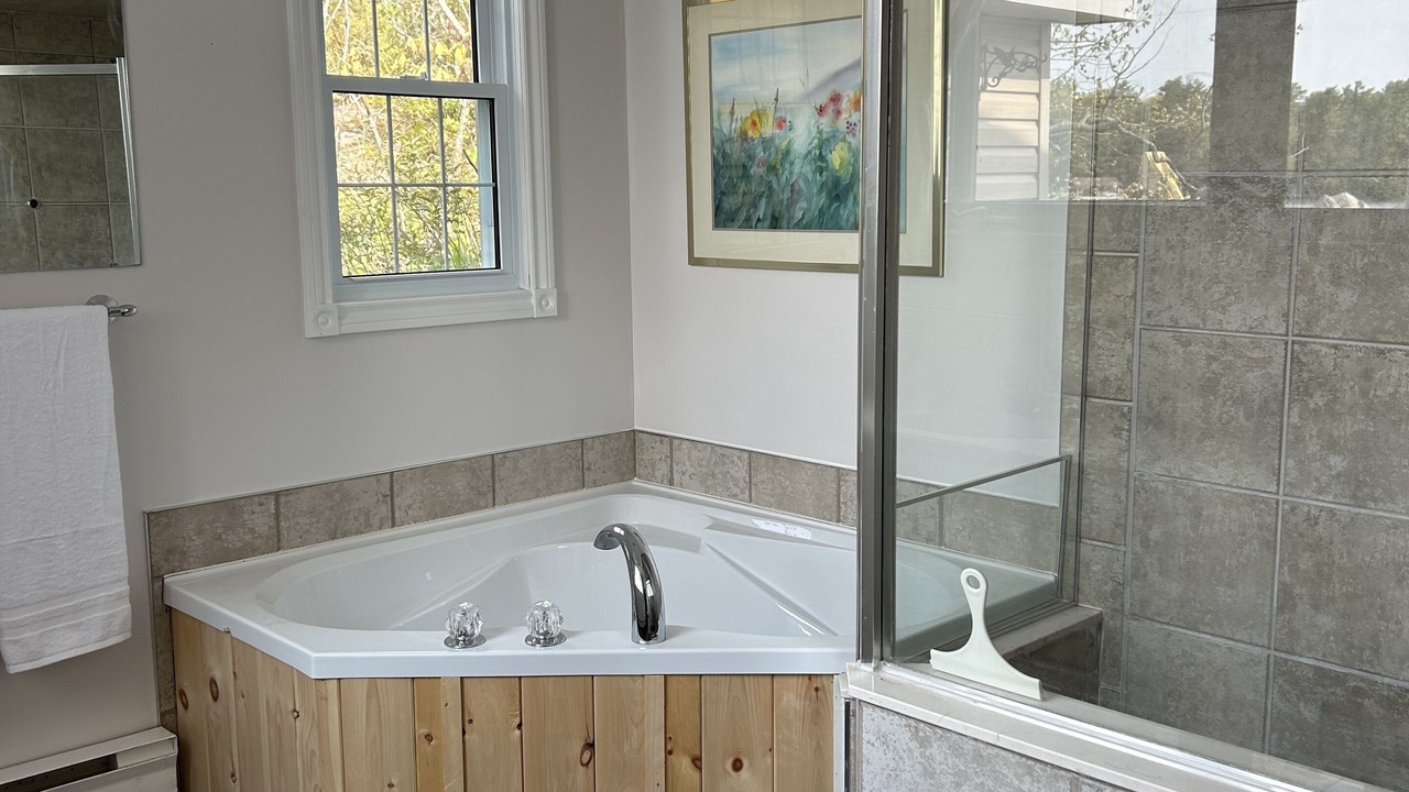 Photo of Bathroom in Georgian Bay