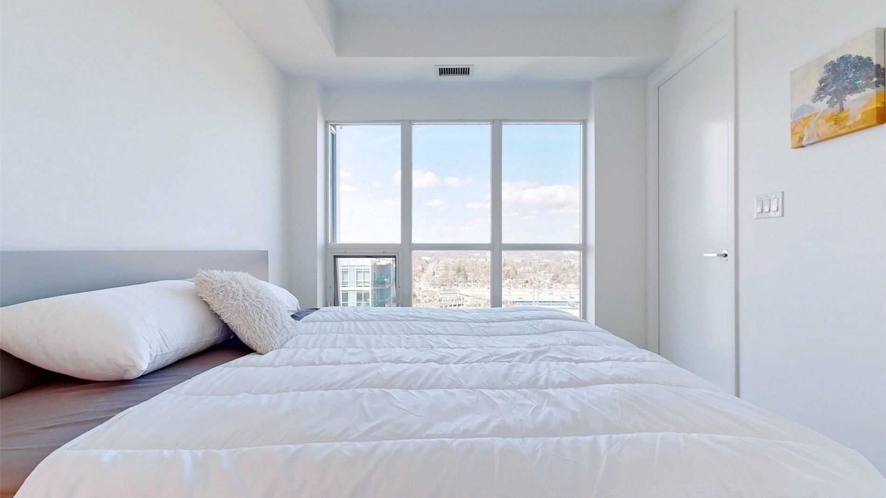 Photo of Bedroom in Humber Bay