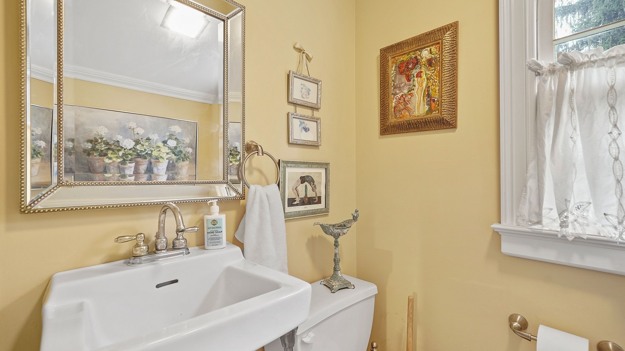 Photo of Bathroom in Warwick