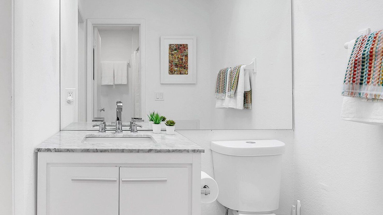 Photo of Bathroom in Fairvilla
