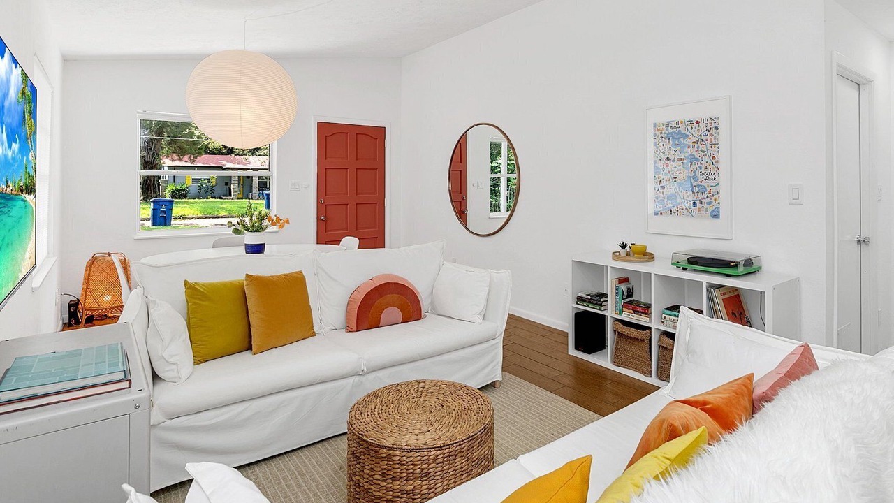 Photo of Livingroom in Fairvilla