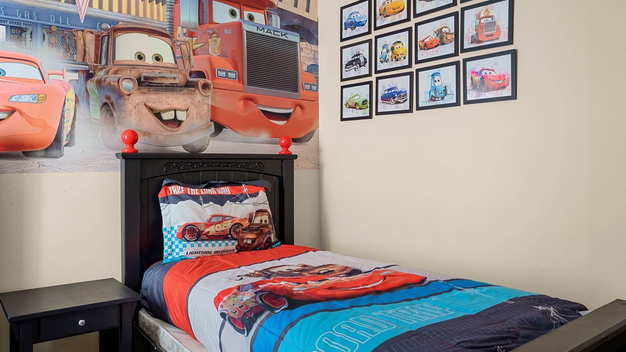 Photo of Bedroom in Sandy Ridge