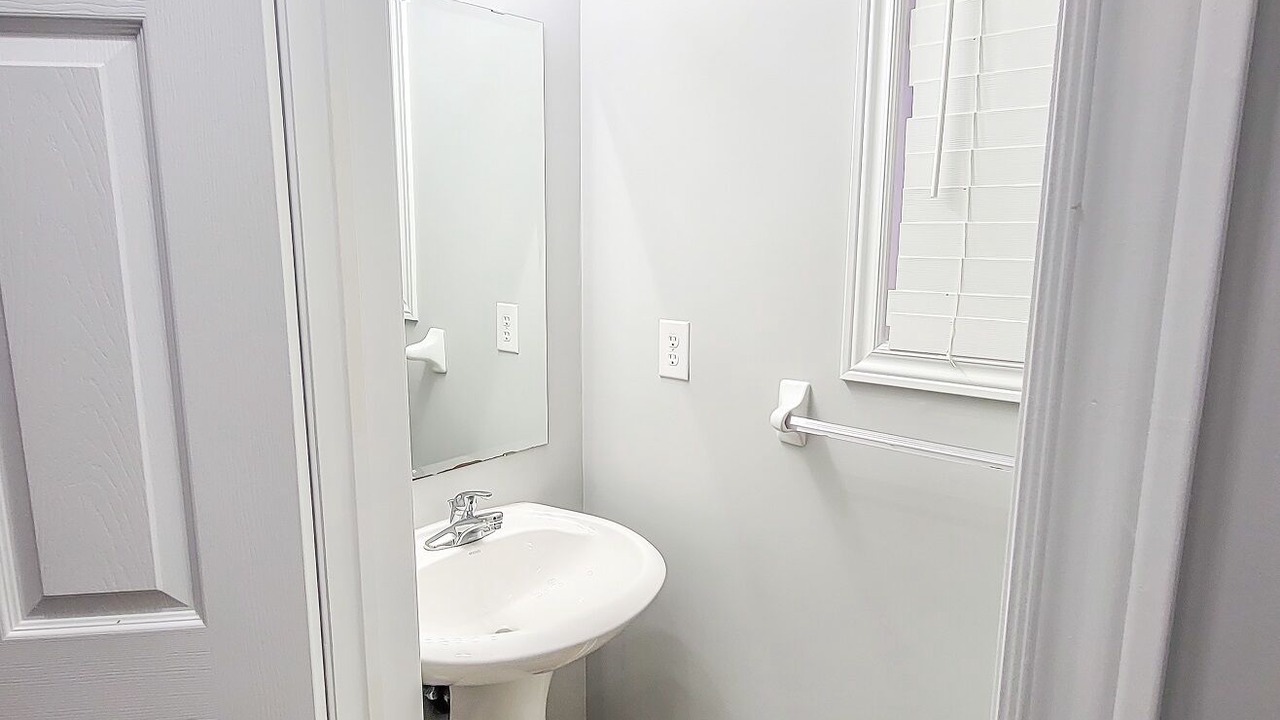 Photo of Bathroom in Churchill Meadows