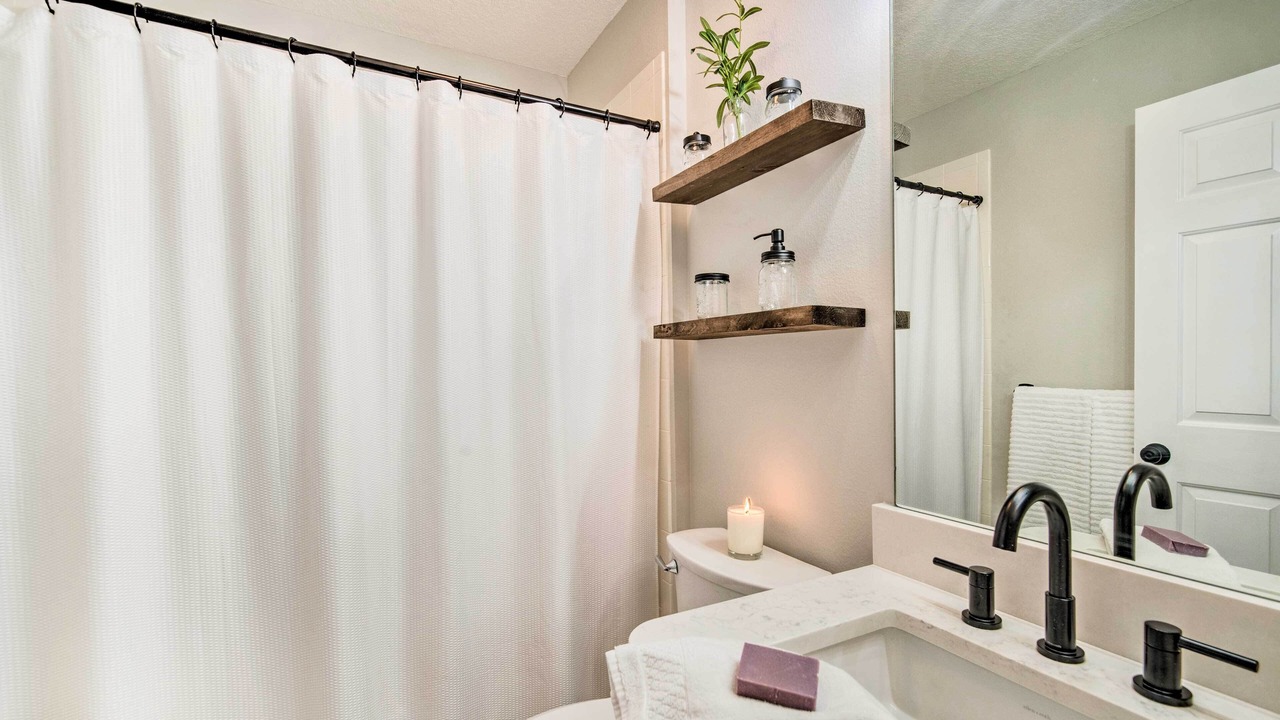 Photo of Bathroom in Winifred