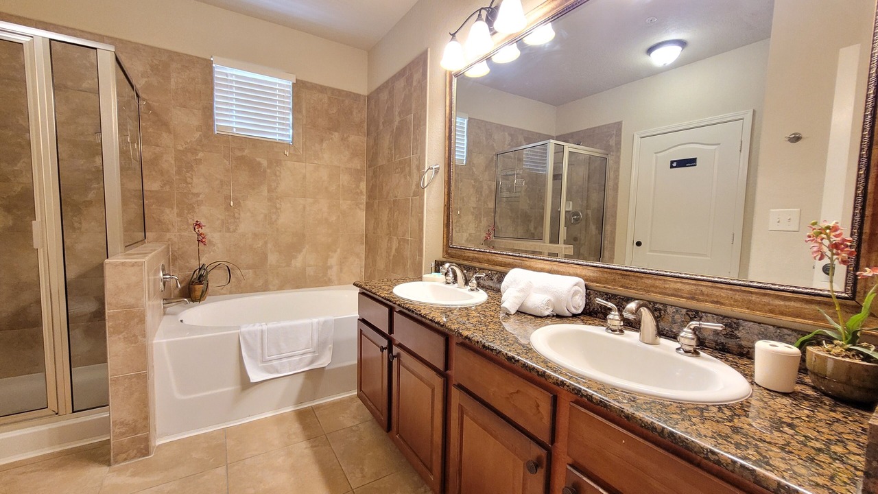 Photo of Bathroom in Regal Palms