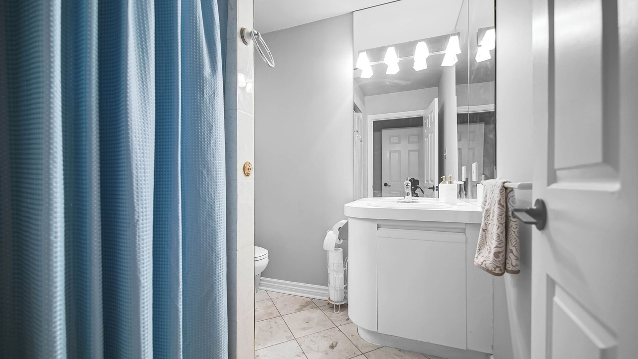 Photo of Bathroom in Tiny